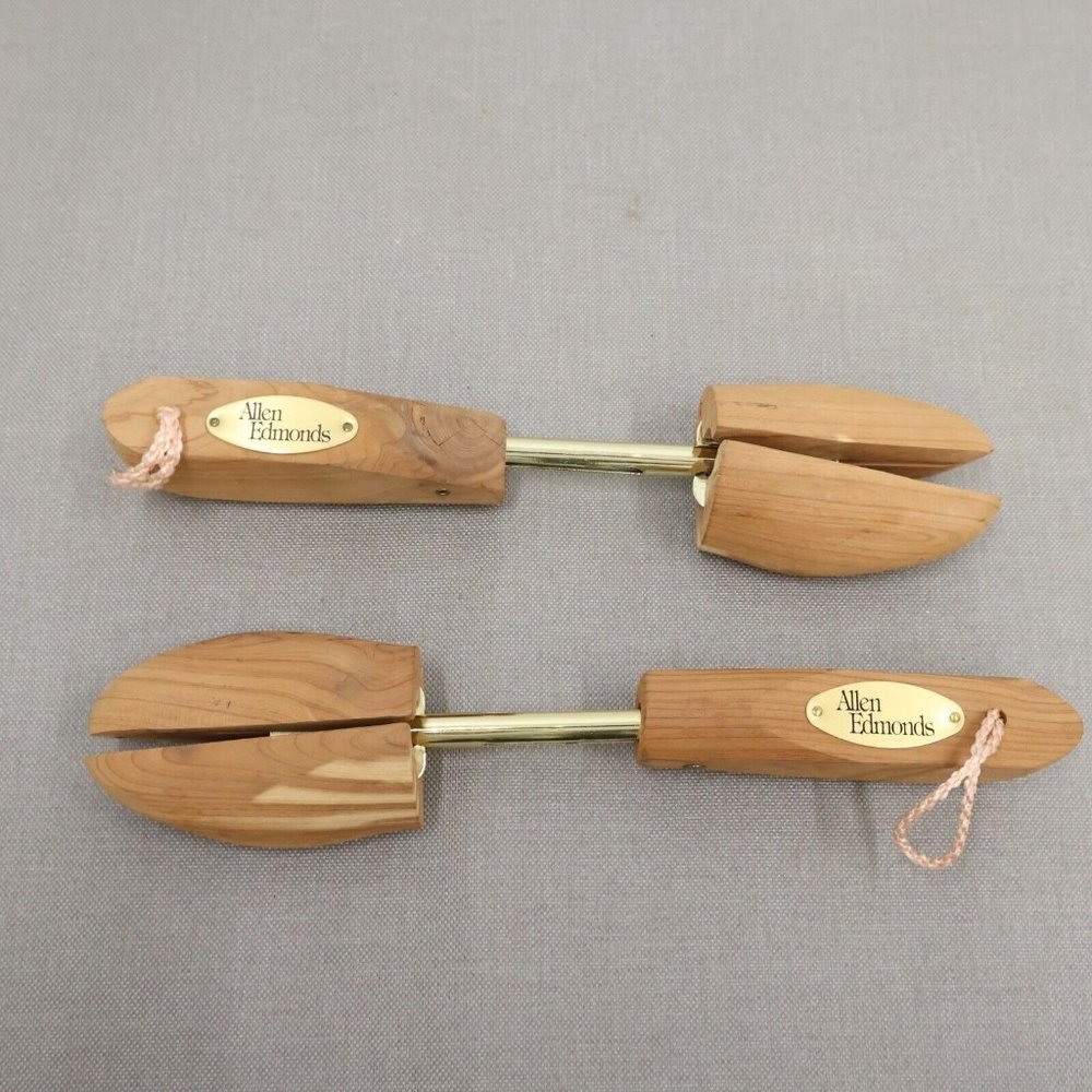 2/$20 Cedar Split Toe Shoe Tree Stretchers Set Small Allen Edmonds